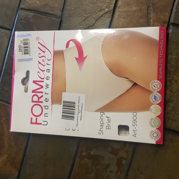 Nwt! Shaping Briefs size small/ medium - Picture 1 of 3